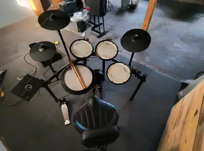 Roland TD-17 KV drums, View more
