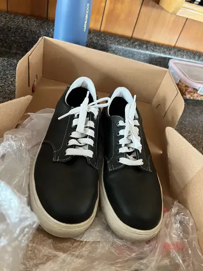 Women’s Steel Toe Shoes (Size 8), View more