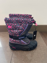 Youth Girls Sorel Winter Boots Size 3 Brand new