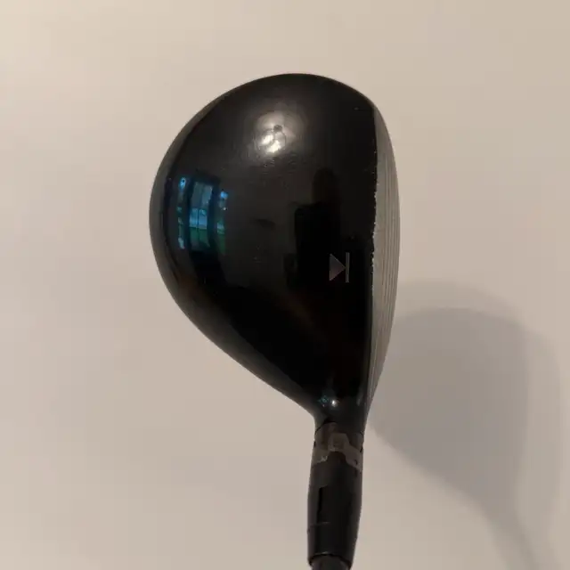 Titleist 913 F 3 Wood Stiff LH in Golf in Guelph - Image 4