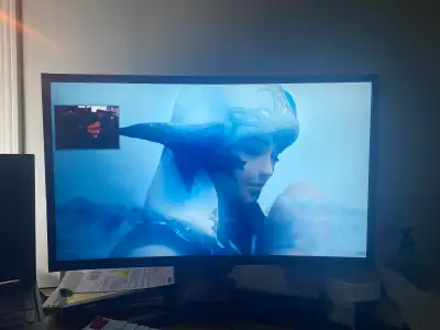 Samsung 24” Curved FHD 100Hz Monitor S3 - Like New, View more