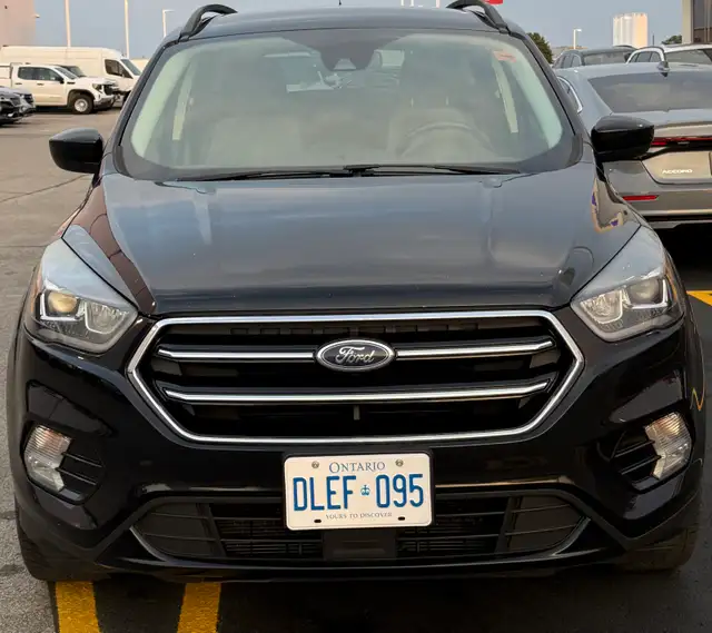 2018 Ford Escape SE AWD538448218031411201