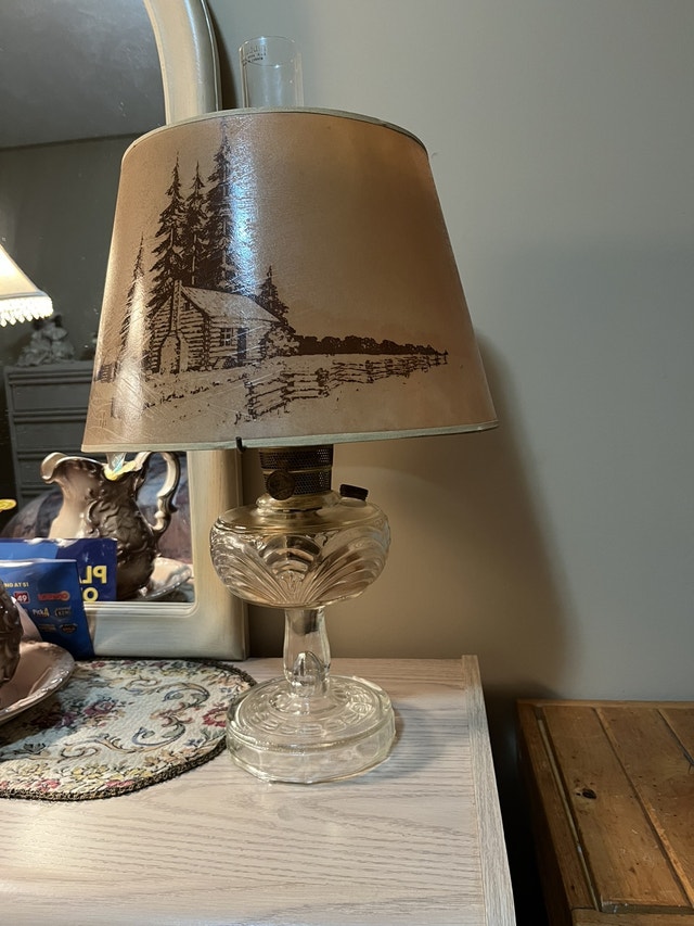 Aladdin Oil Lamp with shade Model B Arts & Collectibles North Bay