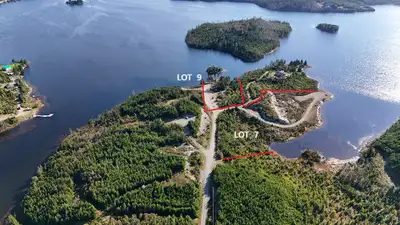 Lot 9, 1.23 acres, 216 feet, direct waterfront plus island (3200 sq,ft), Lovely views, protected anc...