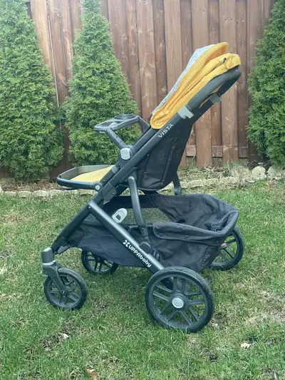 uppababy vista - great condition , View more