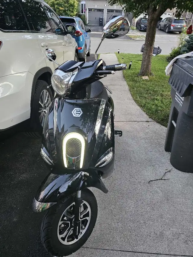 Emmo ebike in eBike in Mississauga / Peel Region - Image 4