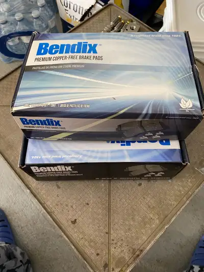 2004-2006 Lexus rx330 and 2007-2009 rx350 and brake pads - front and rear - Premium pads - Asking 70...