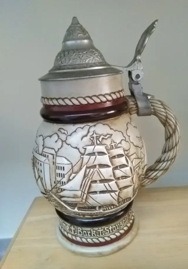 Vintage 1978 Beer Stein lidded Nautical Ship Theme, Avon in Arts & Collectibles in Oakville / Halton Region - Image 4