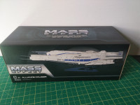 Bioware Mass Effect "Alliance Cruiser" Ship Replica - NIB Rare