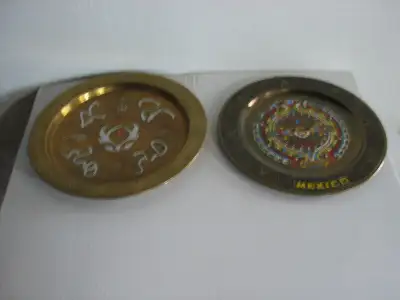 2 plateaux en cuivre, View more