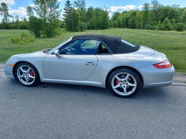 Porsche 911 dans Autos et camions  à Ouest de l’Île - Image 2