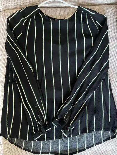 Black H&M top, View more