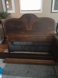 Full Size Antique Bed