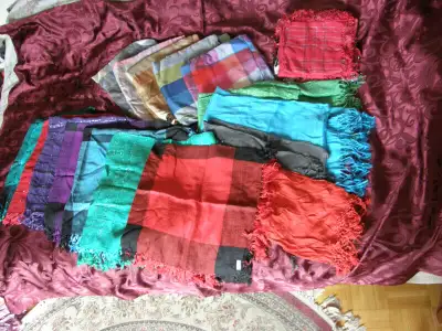 Head/neck scarves, View more