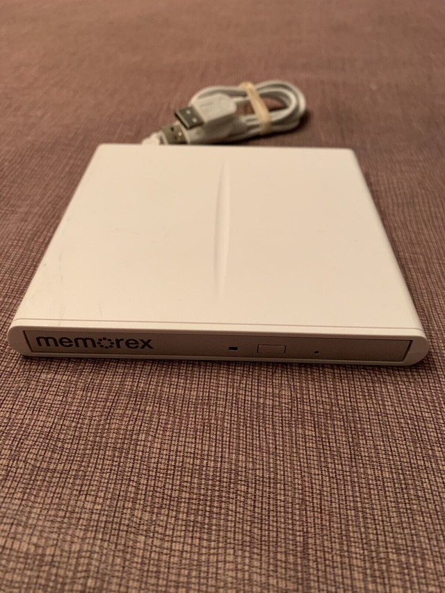 Memorex Slim External 8x DVD Writer Multi-Format USB 2.0 in Laptop Accessories in Oshawa / Durham Region