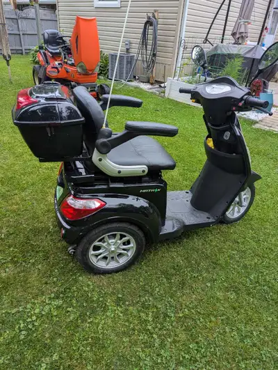Matrix e-scooter, View more