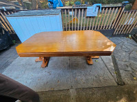 Dining room table with extension and 6 chairs 