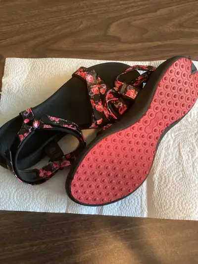 Sketcher golf sandals, View more