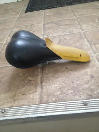 MOUNTAIN BIKE SEAT FOR SALE..., View more