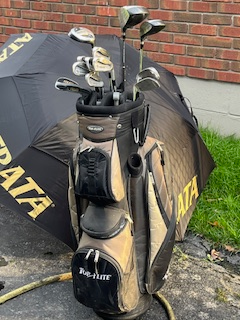 Strata golf clubs used. 12 pcs/2 putters/Bag/umbrella/cover, View more