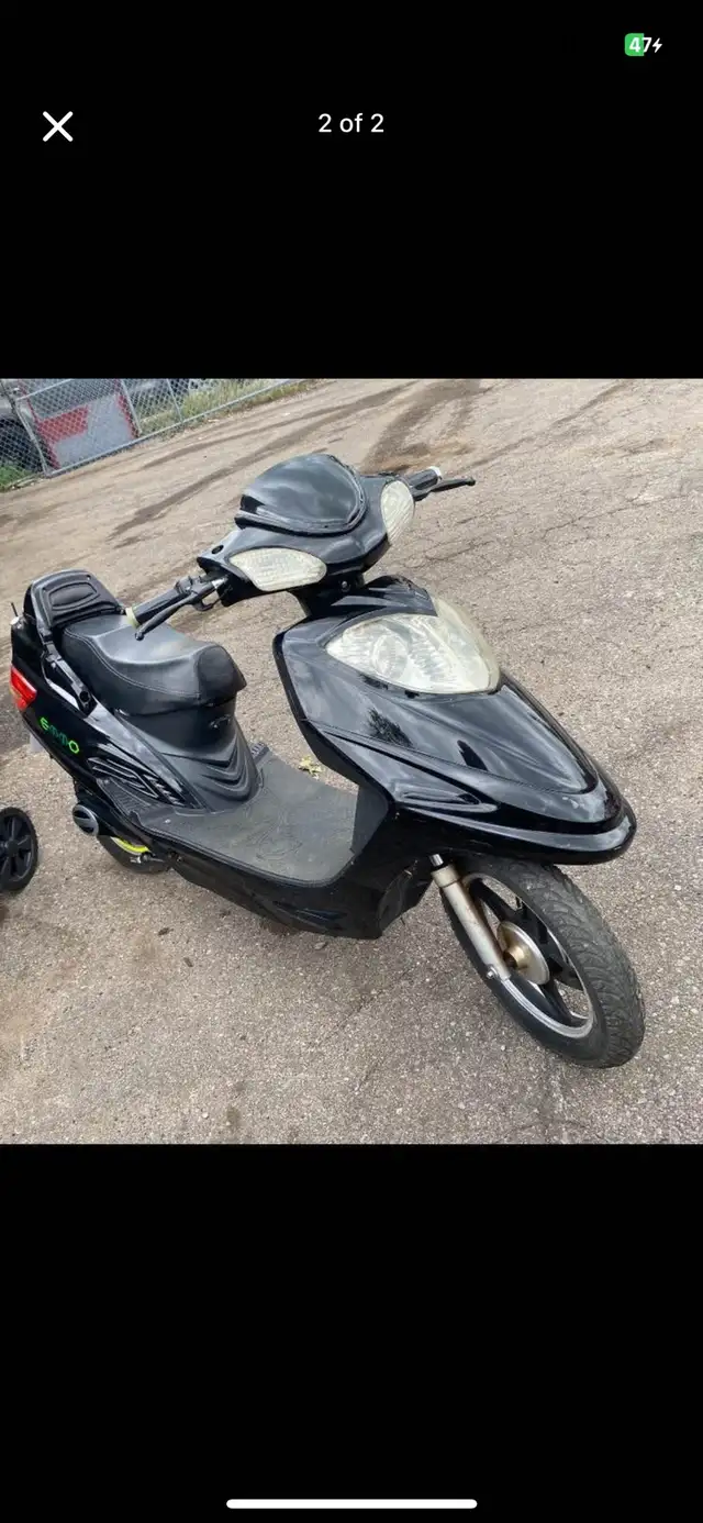 Emmo electric scooter in eBike in Mississauga / Peel Region - Image 3