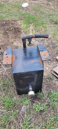 Hydrolic oil tank