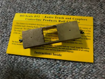 HO Centerline track cleaner. This one is complete except for the elastic bands. I just used a small...
