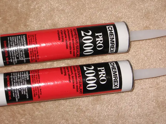 Home repair  /Sealants /Polly Filla/Construction Adhesive in Other in Mississauga / Peel Region - Image 7