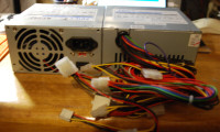 Bloc d'alimentation standard pour ordinateur 300 Watts ATX P4