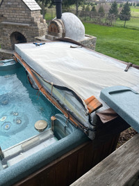 LF used hot tub cover 