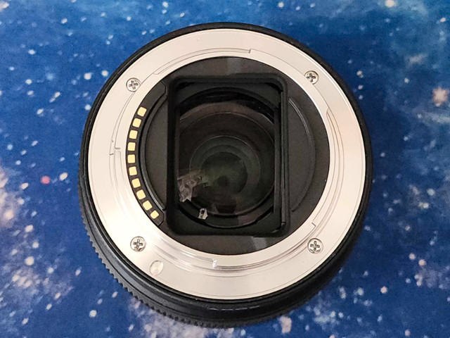 Sony FE 28–60 mm F4–5.6 lens, lentille dans Appareils photo et caméras  à Ville de Montréal - Image 3