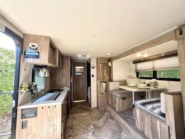 Roulotte Forest River Palomini 189BHS 2021 in RVs & Motorhomes in Québec City - Image 5