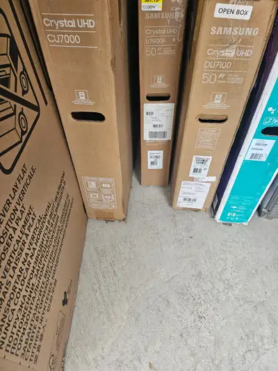 55" & 50" SAMSUNG SMART TV ON SALE!!From $370 & UP! READ AD, View more