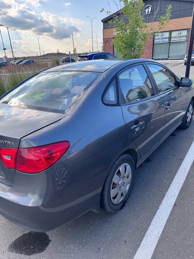 2009 Hyundai Elantra in Cars & Trucks in Calgary - Image 4