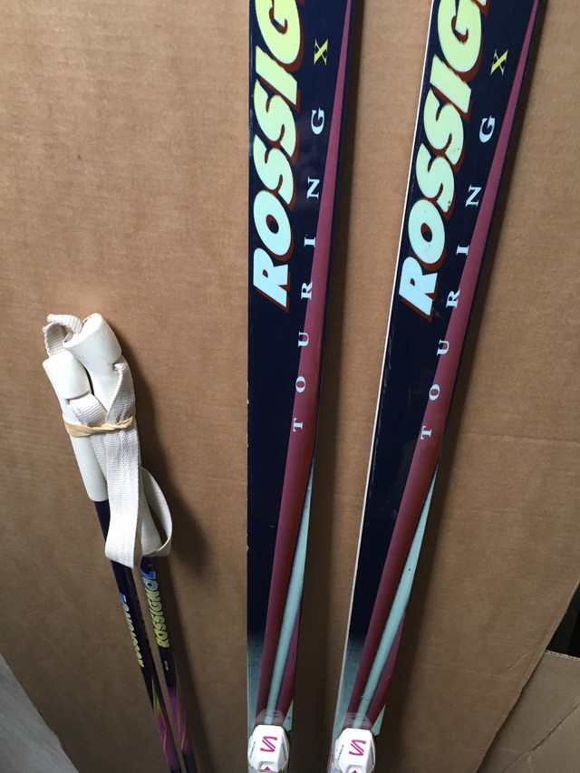 Rossignol skis with poles dans Ski  à Ville de Montréal - Image 3