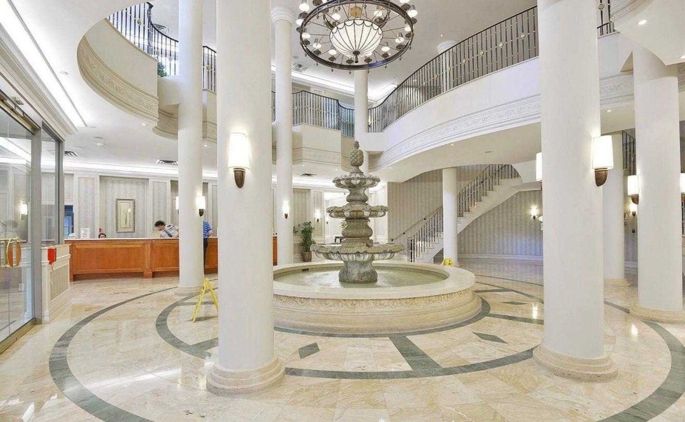 A rare opportunity to rent Mississauga’s top buildings! 2
