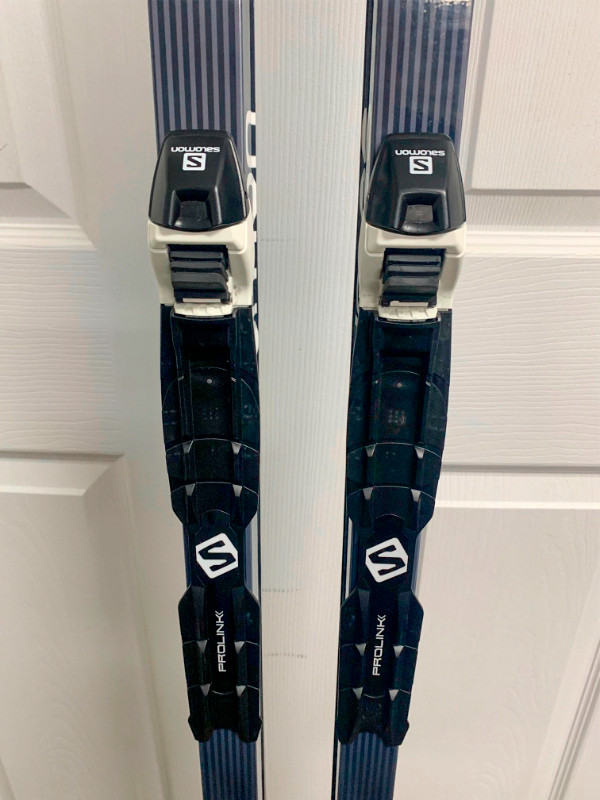 Brand New Women’s Salomon Cross Country Ski Package – Mint in Ski in Corner Brook - Image 3