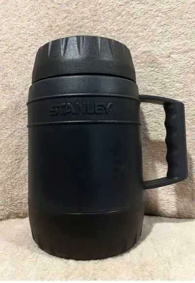 Stanley Large Heatkeeper Food Jar Insulated Black Thermos 17oz Hot Cold Microwave Safe New (without...