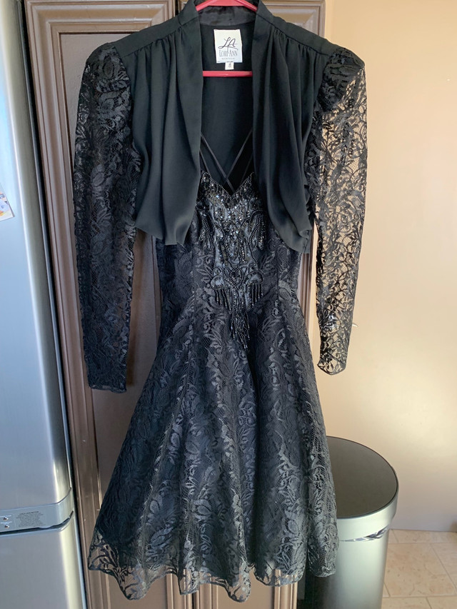 Vintage prom dress size 6-8 dans Femmes - Robes et jupes  à Longueuil/Rive Sud - Image 2