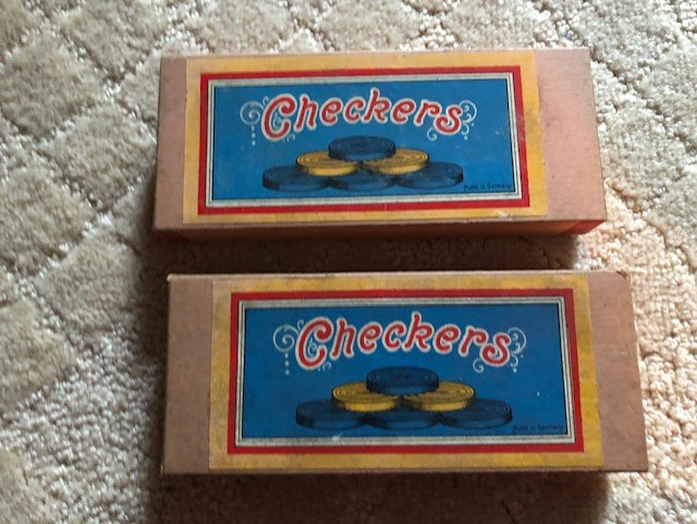 Vintage Wood Checkers and Dominoes in Toys & Games in Oshawa / Durham Region - Image 6