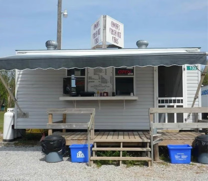 FRY TRUCK : FOR SALE !!!! in Other Business & Industrial in Grand Bend