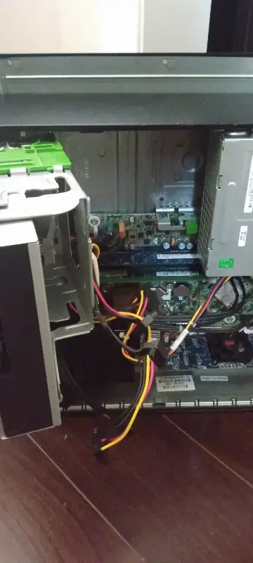 Desktop Computer With Speakers Keyboard And Mouse, View more