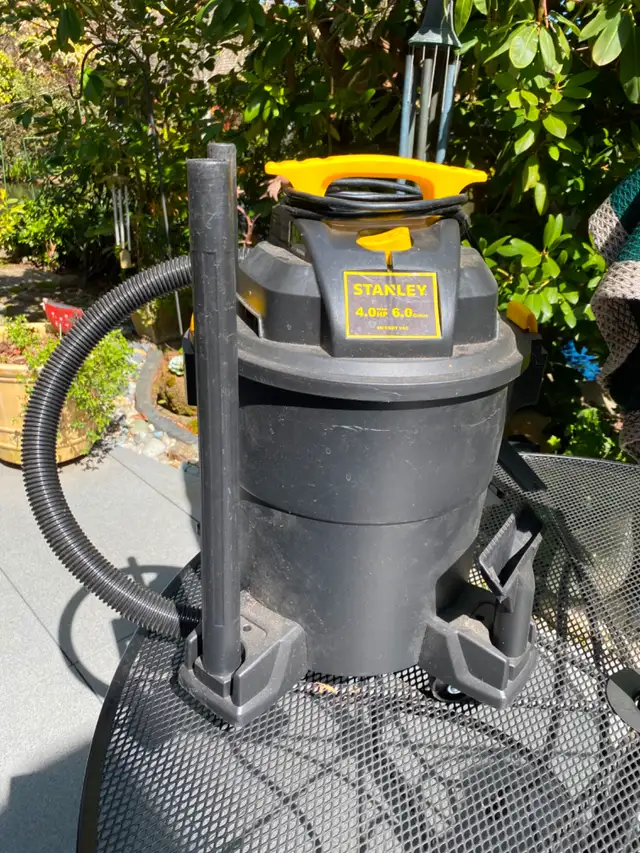 Shop vac …… Stanley in Outdoor Tools & Storage in Richmond - Image 3