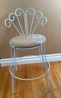 Cute White Metal Vanity Chair