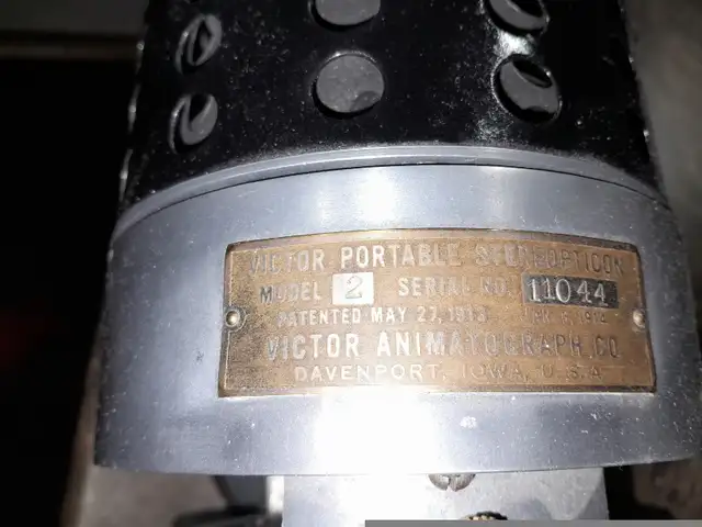 1914 stereo opticon in Arts & Collectibles in Markham / York Region - Image 5