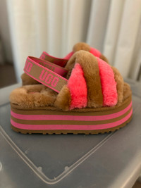 Ugg fuzzy platform slipper/sandals
