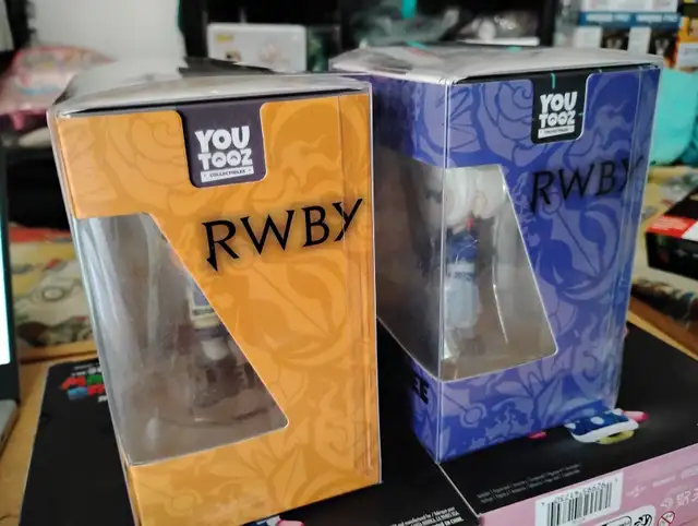 Figurines Youtooz RWBY Yang Xiao Long Weiss Schnee Figures in Arts & Collectibles in City of Montréal - Image 6