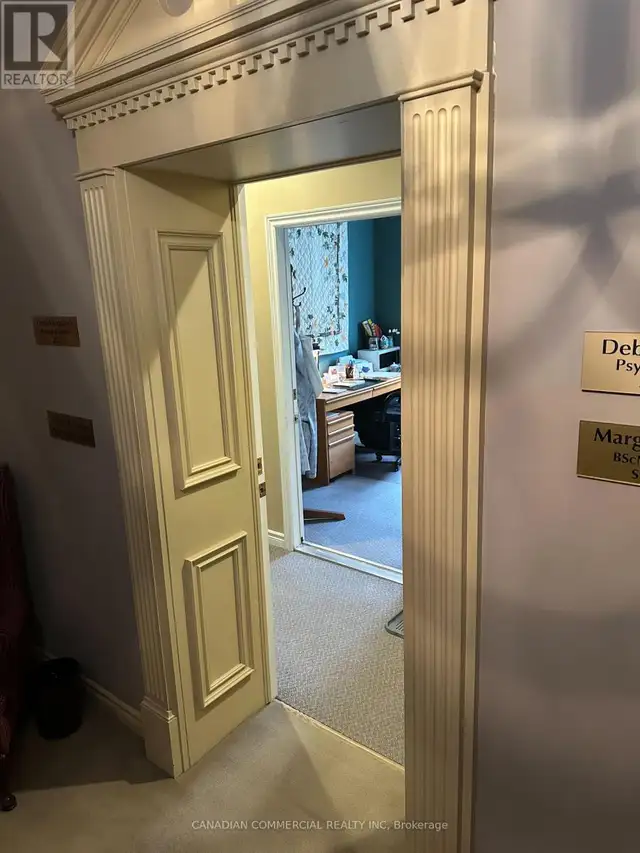 Office space at 186 ALBERT STREET steps from Richmond Row