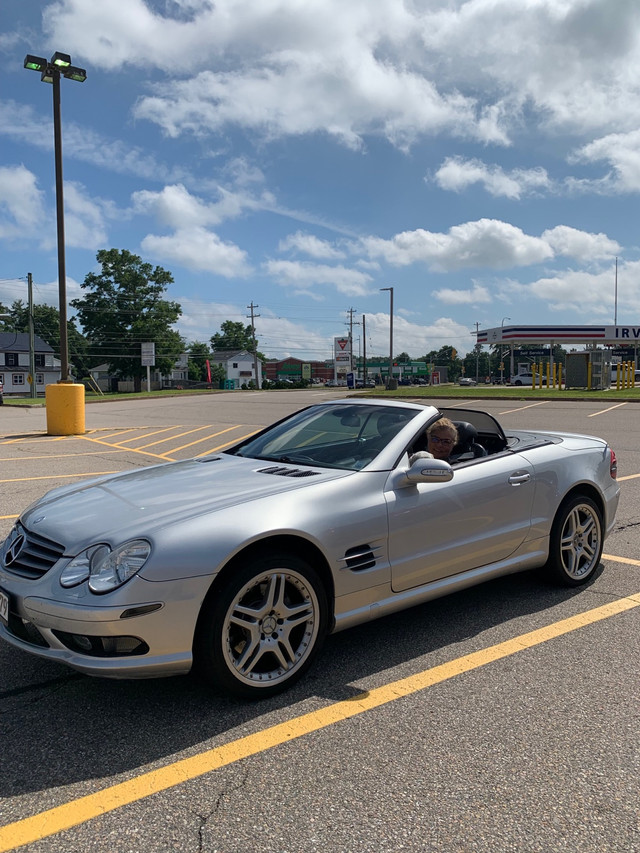 SL 500 Mercedes Benz Hardtop Convertible  in Cars & Trucks in Annapolis Valley