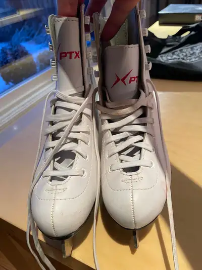 Girls Figure Skates US Size 3 PTX, View more